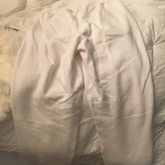 COPY - COPY - Roots trackpants - Picture 6 of 6